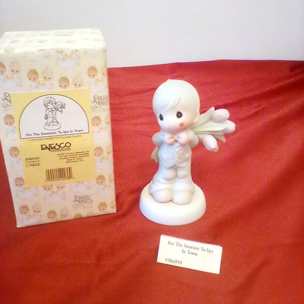 Precious moments vintage figurine 1997 "For the,sweetest tulips in town"